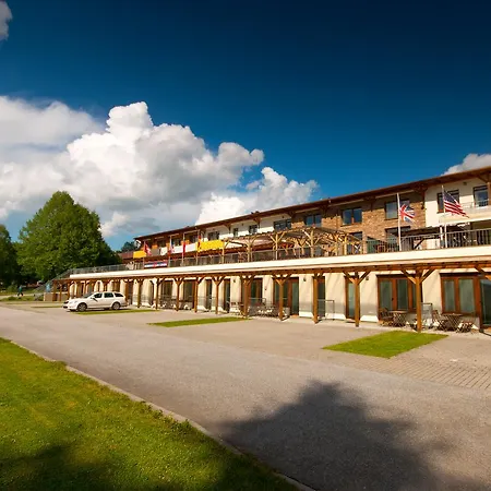 Apartmanhotel Rezidence Club Canada Lipno Sauna Wifi Parking 4*