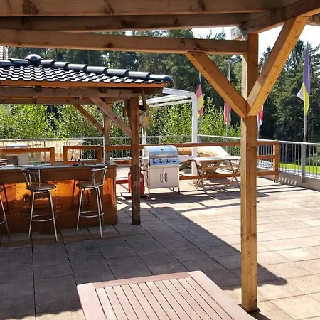 Rezidence Club Canada Lipno Sauna Wifi Parking Apartmanhotel